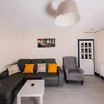Warm&Welcoming City Centre Apartments By Meadows 3