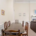 Melville Street Apartment