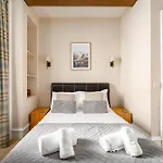 Stylish & Central 2Br Stockbridge Gem