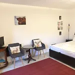 Castle View&Grassmarket Studio Flat With Luxury Bathroom