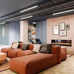 Sleek Studios, Apartments And Private Bedrooms At Silk Mill Close To Edinburgh Old Town