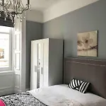 Grange Lone Entire Apartment With Two Double Beds
