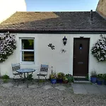 Midkinleith Farm Holiday Cottage