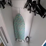 Cosy Guest Room In A Family Home With Free Parking