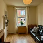 Cozy City Centre Apartment
