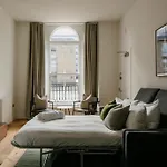 33 Castle Terrace