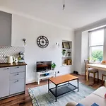 Guestready - Cozy Apt In Southside, Edinburgh!