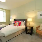 City Centre New Town 2 Bedroom Flat