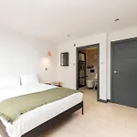 Joivy Fabulous Apartment With Bay View Terrace