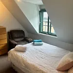 Cozy Inn