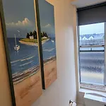 Sunny Haymarket Room Edinburgh