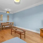Guestready - Light & Airy Apartment In New Town
