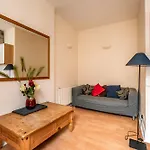 Old Town Flat In Edinburgh