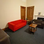 Massive 5Bed 2Bath Flat Available For Fringe Festival