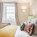 Super Central - Georgian Double Upper Flat With Castle Views In New Town