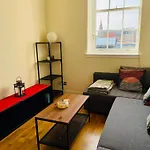Edinburgh City Centre Duplex Apartment With Stunning City Skyline Views