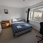 Lovely 3-Bed Edinburgh Flat