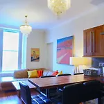 Royal Mile Escape - Five Bedrooms