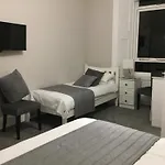Amaryllis Guest House