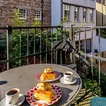 3 Bed In Edinburgh 79008