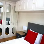 Edinburgh Mansion Retreat