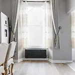 Edinburgh Old Town Flat