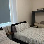 Flat In Central Edinburgh Old Town , Heart Of Edinburgh Flat Sleeps 6