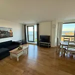 Britannia Ocean Park Apartments - Oceanfront And Sea View - Free Parking & Fast Wifi