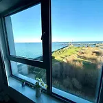 Britannia Ocean Park Apartments - Oceanfront And Sea View - Free Parking & Fast Wifi