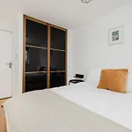 Joivy Welcoming Flat Near Park
