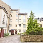 Joivy Stylish Apartment With Balcony In Old Town