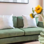 Dragon Suites Luxury Serviced Apartments At Albyn Place
