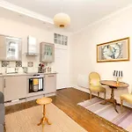 Joivy Classy Apartment Near Edinburgh Castle