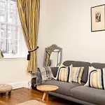 Joivy Classy Apartment Near Edinburgh Castle