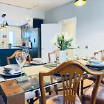 Home From Home - Iona - Private Members Club