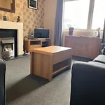 Crags View Apartment On The Royal Mile
