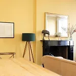 Joivy Chic And Spacious House At The Heart Of The City