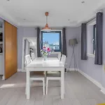 Gorgeous Old Town Hideaway