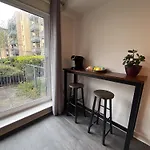 Apartment 2 Bath Free Parking