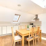 Joivy Superb Flats In The Heart Of Edinburgh