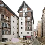 Modern Flat In The Middle Of Old Town