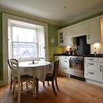 Royal Mile Elegance - Space&Luxury