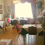 Almond House B&B