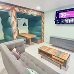 Destiny Student - Meadow Court