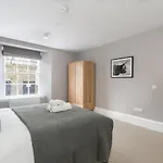 Joivy Luxurious 2Br Home Near Haymarket Station