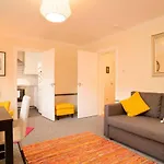 Altido Lovely Apartment For 4 With Free Parking
