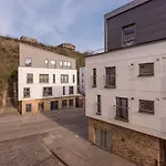 Joivy Old Town Apartment With Parking Close To Royal Mile