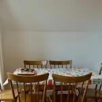 Centeral Haymarket Apartment