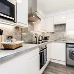 Luxury City Centre Apartment