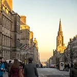 Royal Mile St Giles St
